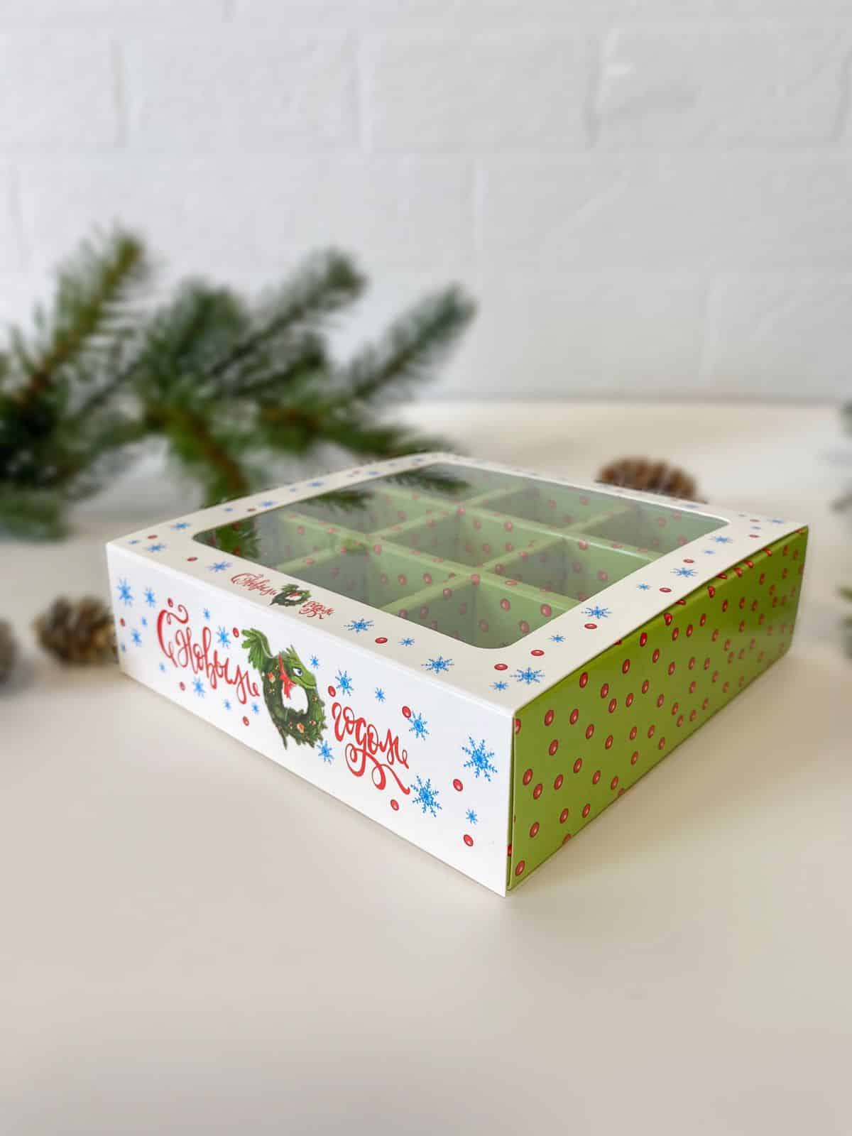 Упаковка под 9 конфет "Новогодний Дракончик" — изображение 3